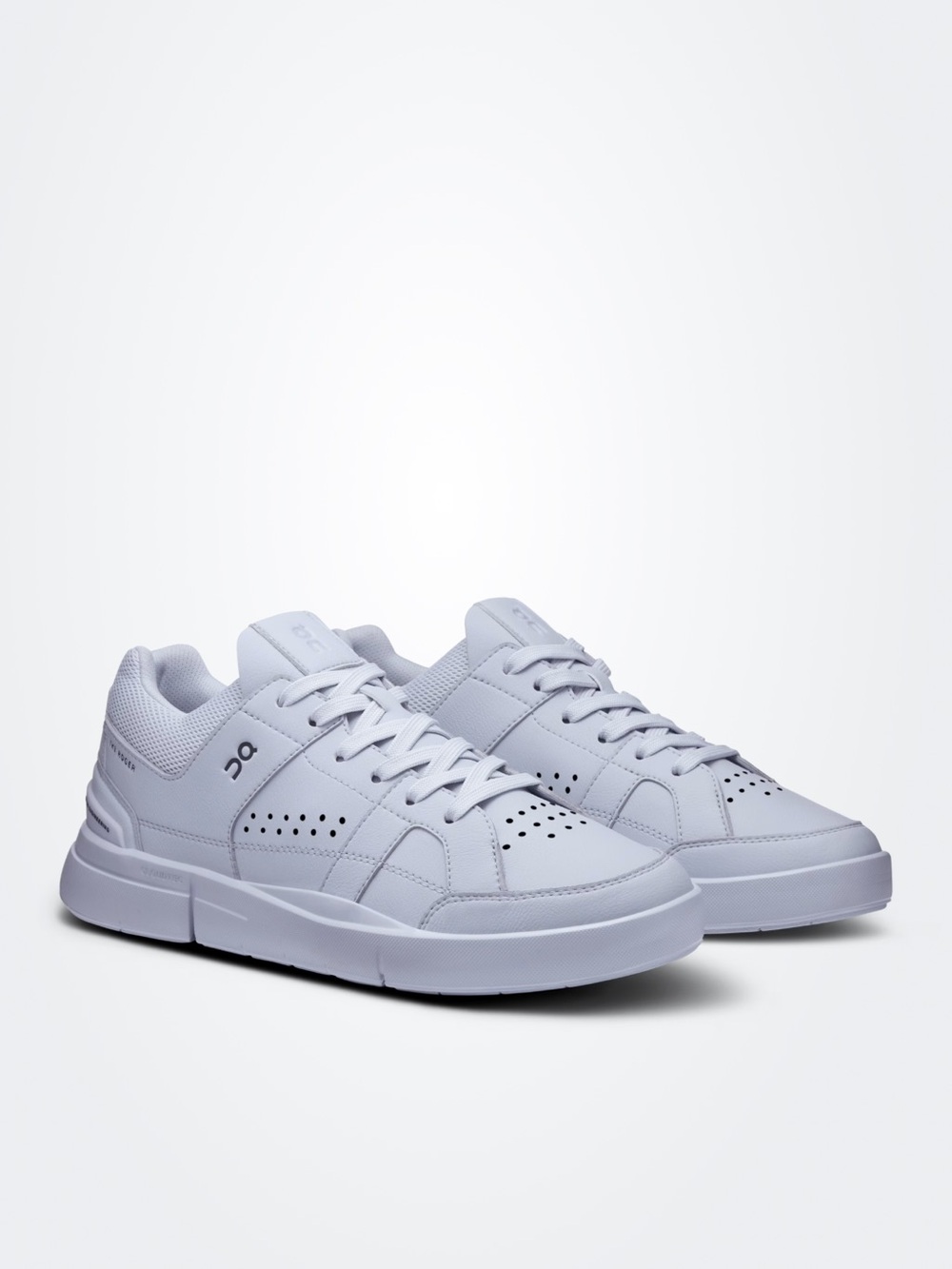 On Running On THE ROGER Clubhouse Sneakers women